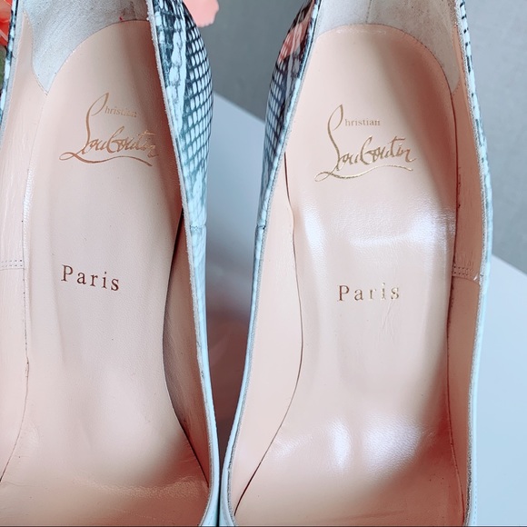 🔥🔥SOLD 🔥🔥Authentic Christian Louboutin Shoes - Picture 2 of 8
